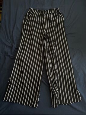 Men's Black Vertical Stripe Relaxed Pants